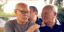 依雯妮妮